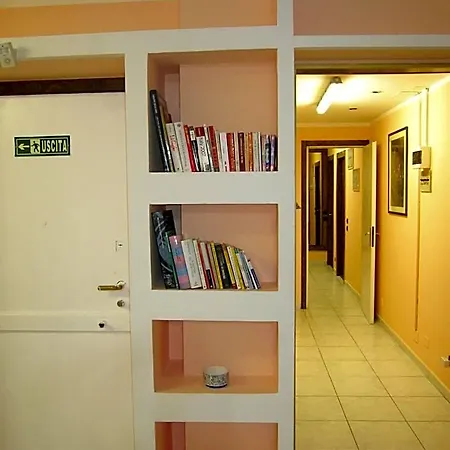 Hostal Star *