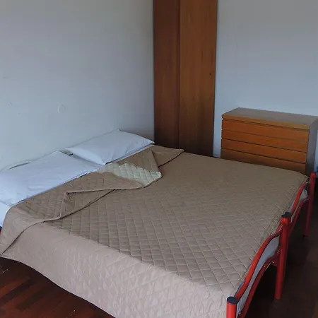 Hostal Star *