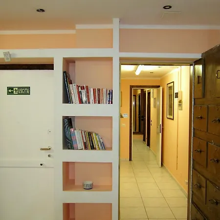 Hostal Star Milán